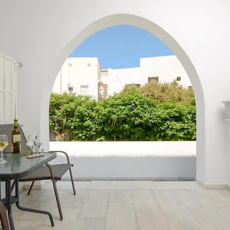 Jardin De Castillo , Naxos Town