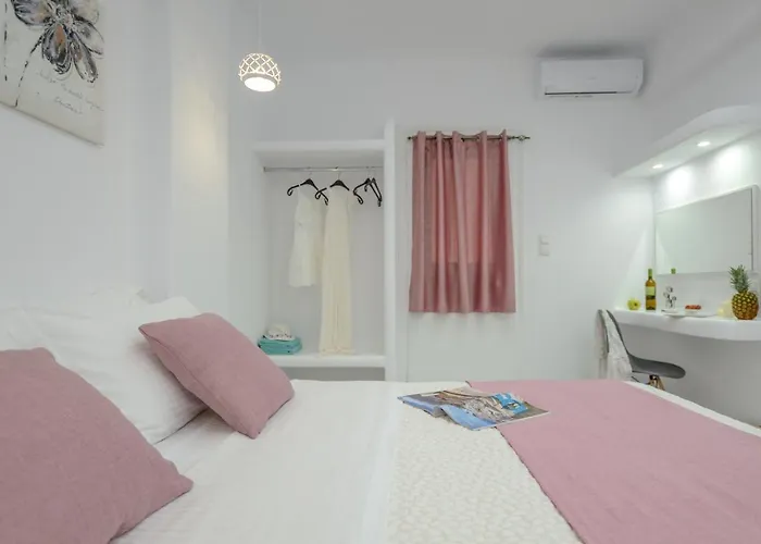 Jardin De Castillo , Naxos Town * Naxos City